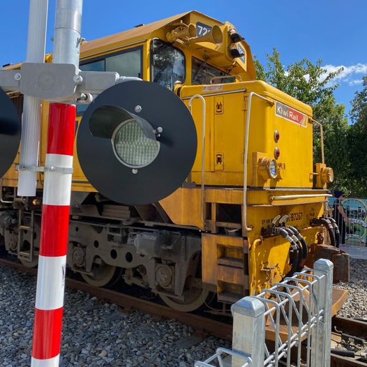 CDC welcomes new rail safety measures for Carterton level crossings